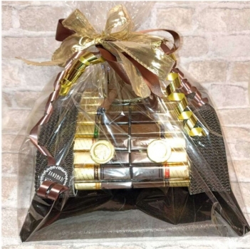 Preview: Panzer aus Pralinen